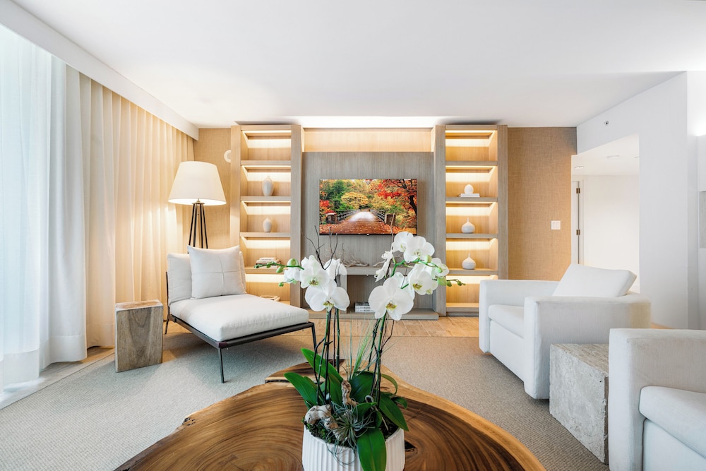 Luxury Vacation Rentals at 1 Hotel & Homes by LRMB