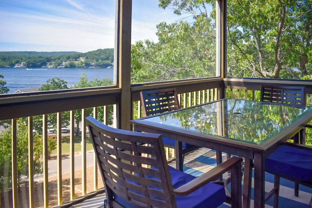 Community Perks: Scenic Osage Beach Condo!