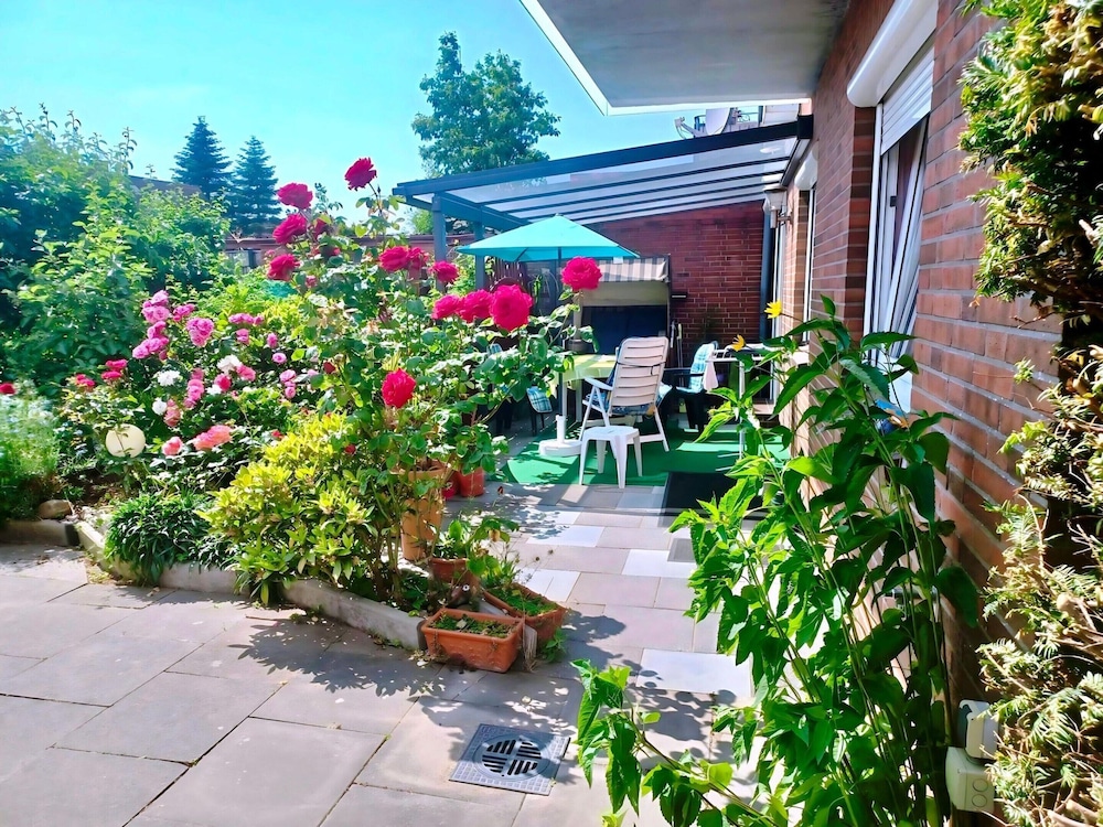 Apartment in Bsum With Garden