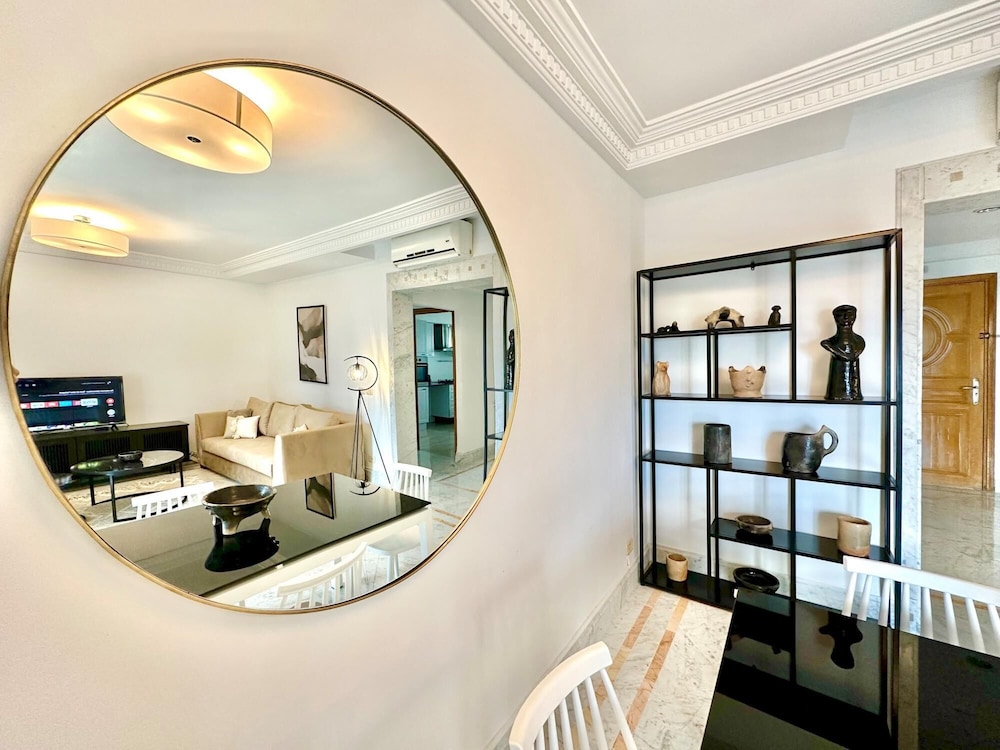 E4 Spacious and Cozy 2 bds in La Marsa view 3