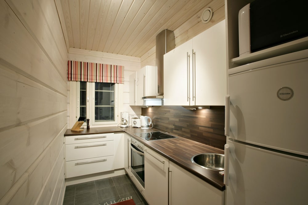 Ounasvaara Lakituvat chalets view 2