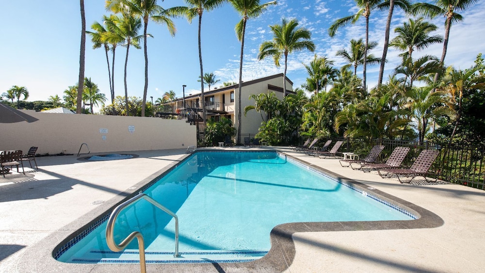 Upgraded 2BD Plus Loft - Amazing Golf & Ocean Views - In-unit AC - Vrkcv