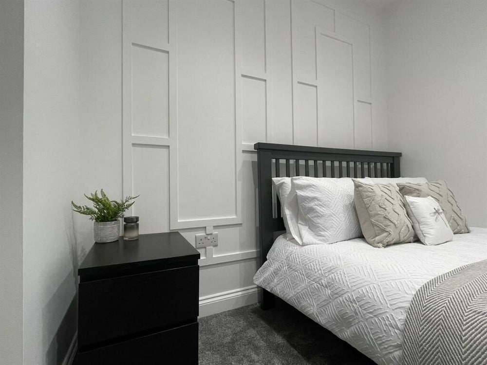 Cosy Carlisle Apartment - Ideal for Couples view 2