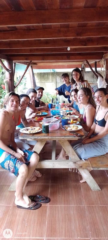 hostel yuriel