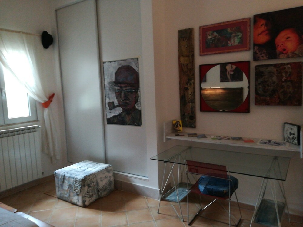 Photo 8