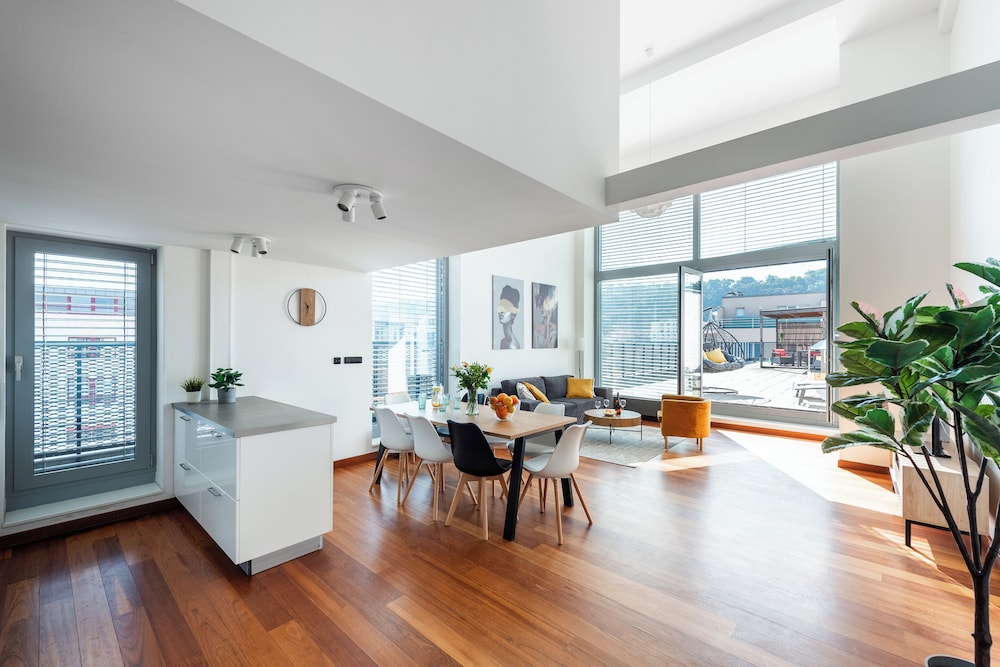 Apart loft hotel in Karlin