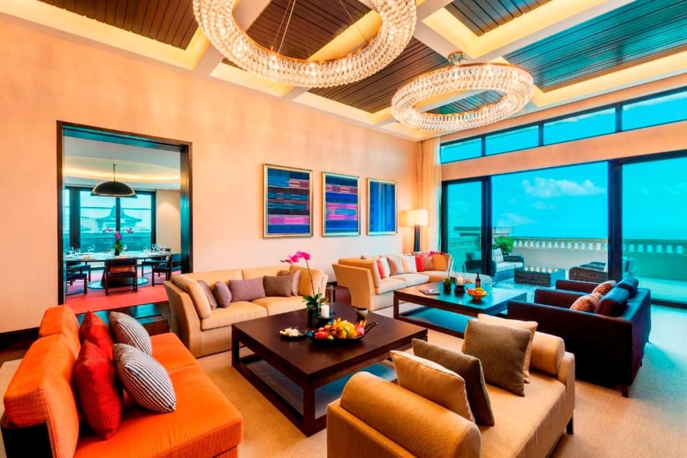 Raffles Hainan