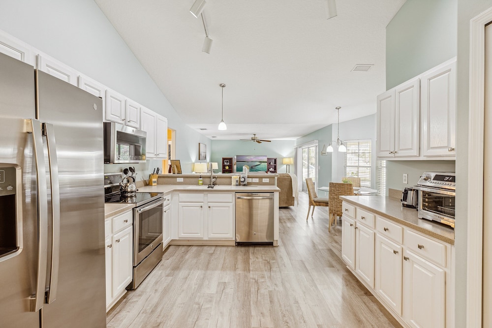 601 Benedictine Ter