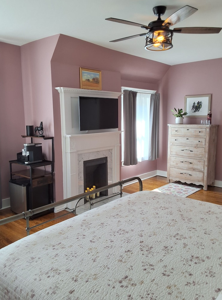 Bourbon Barrel Inn Bed & Breakfast