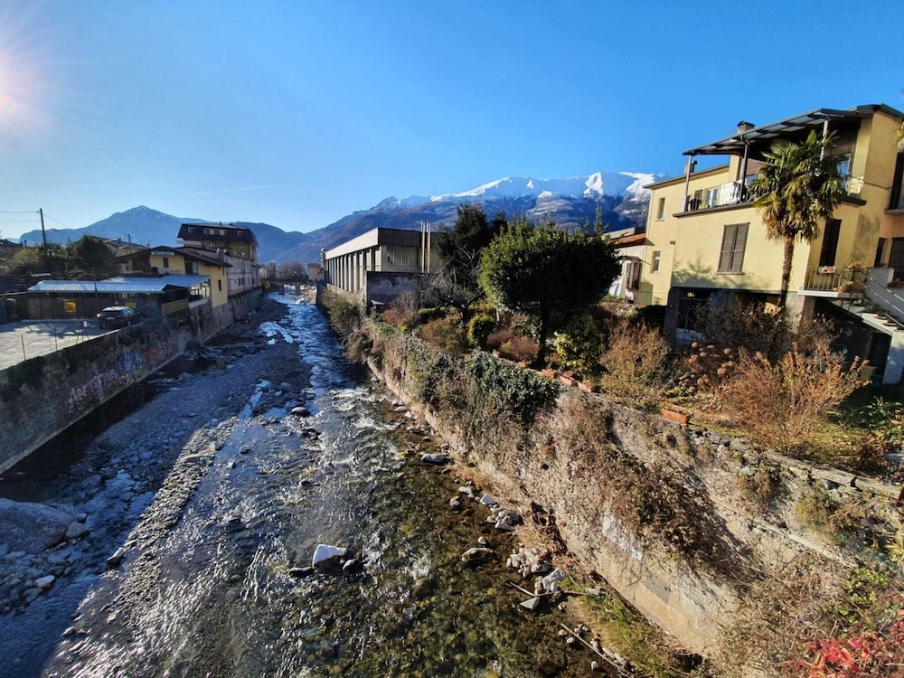 Apartment at Lago di Como Near Dervio Beach view 5