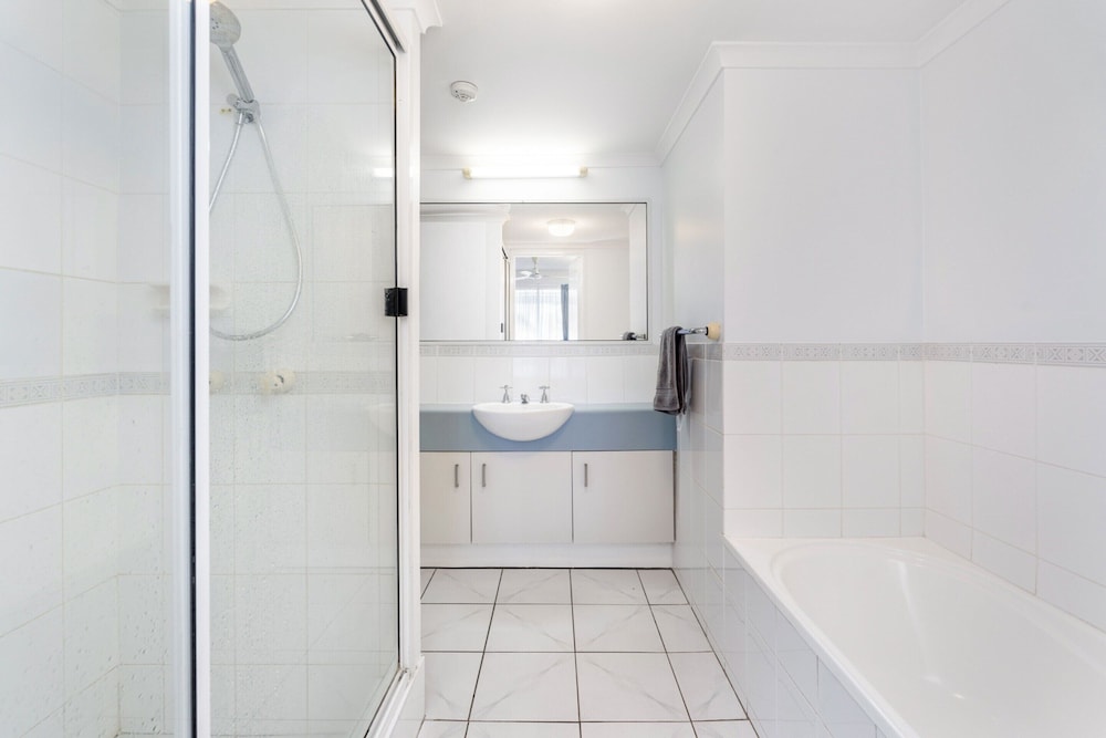 Resort-style Stay With Balcony & Garage Parking