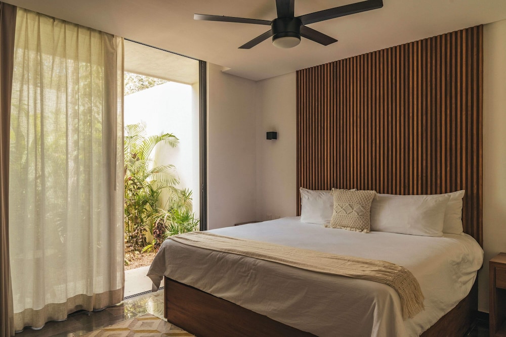 Karanda by Beach Please Tulum