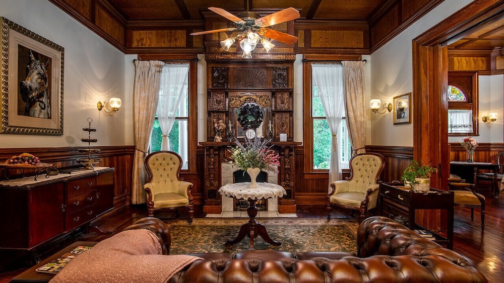 Hogan House at Rose Hill B&B