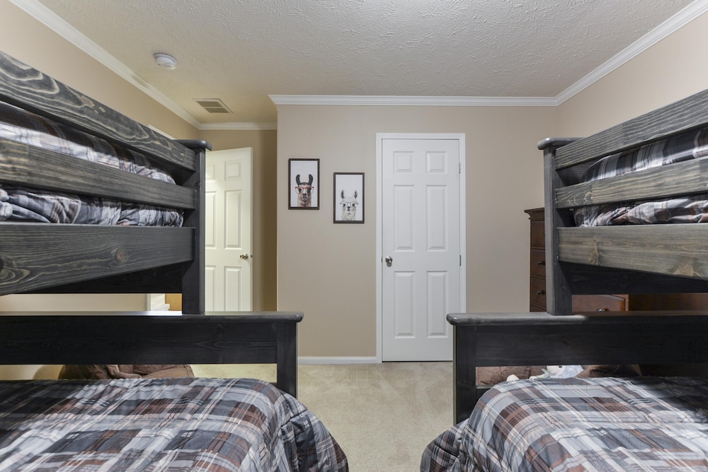 Omaha Vacations - Llama House - Property Image 38