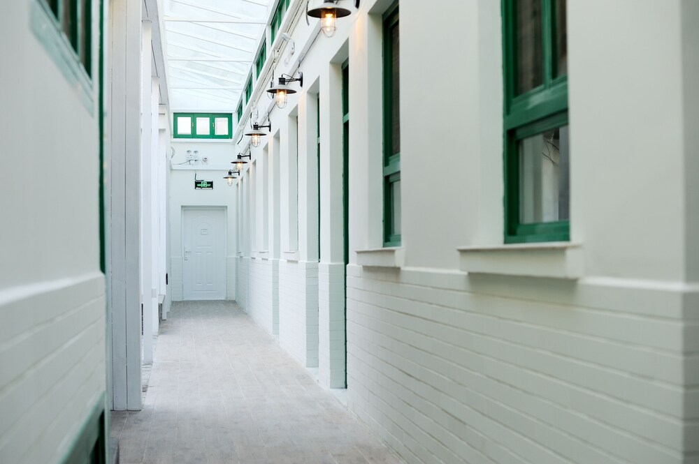 Peking Station Youth Hostel