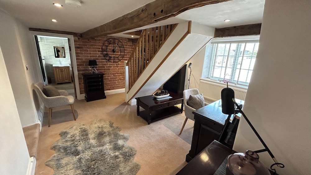 4 Bed Farmhouse Alton Tower Xmas Market Chatsworth