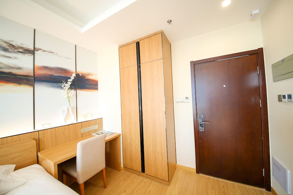 Lejiaxuan Boutique Apartment High-Tech