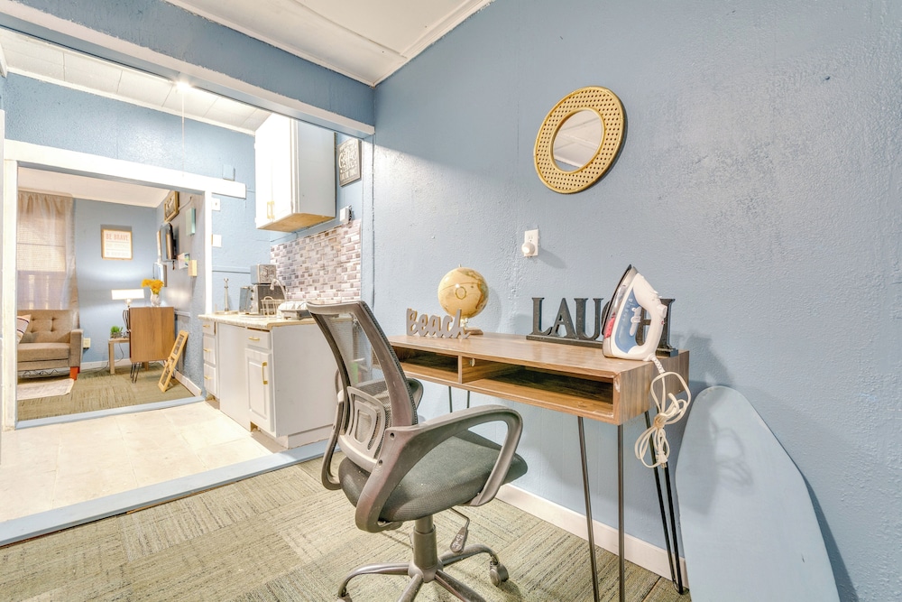 Centrally Located North Little Rock Studio w/ Yard