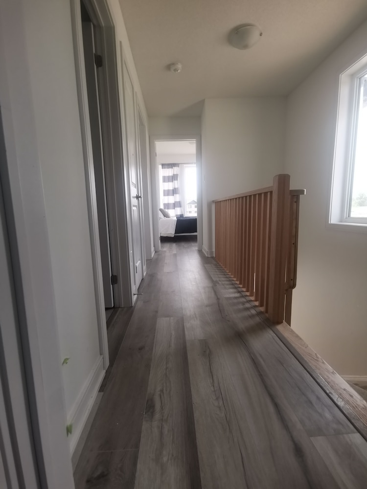 Barrie Comfort Lodging