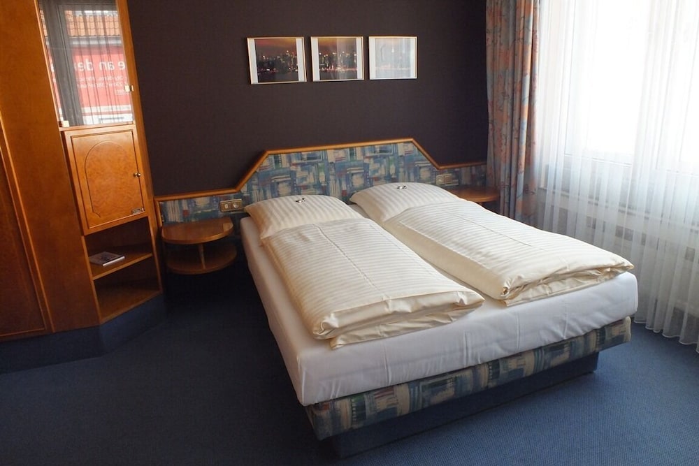 Sindelfingen Vacations - Hotel Knote - Property Image 11