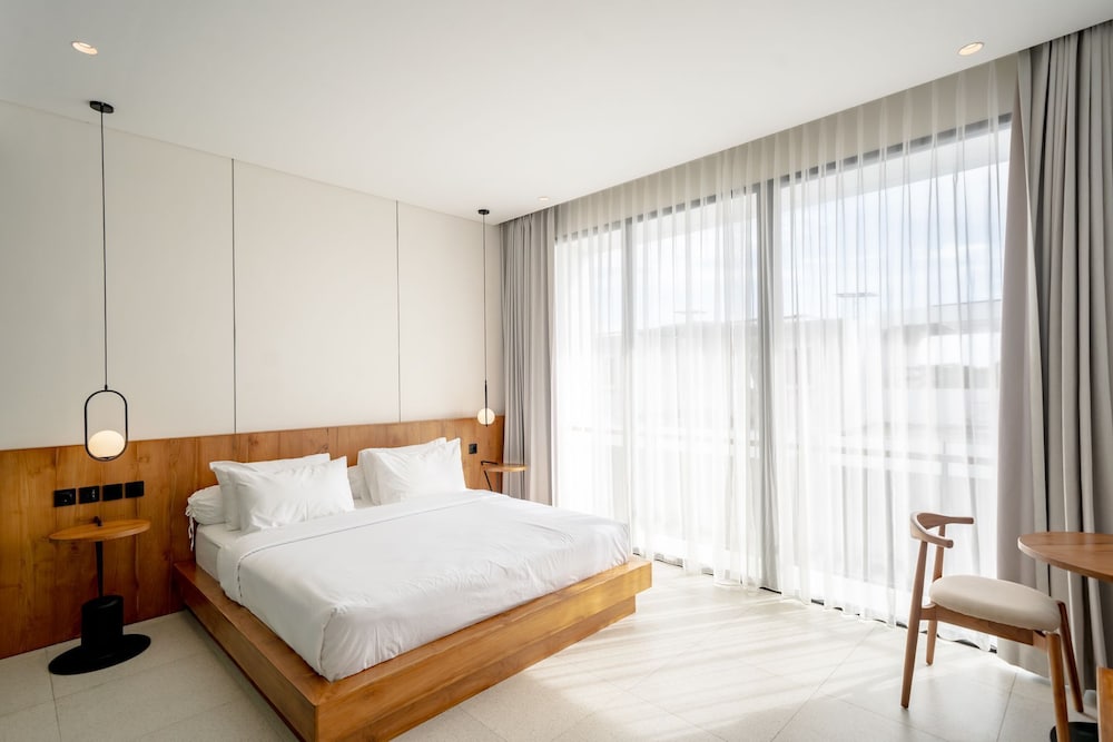 RHYS Villa Pererenan