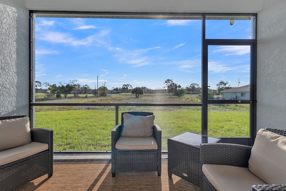 Serene Golf View Retreat 3 Bedroom Duplex by RedAwning, photo 30
