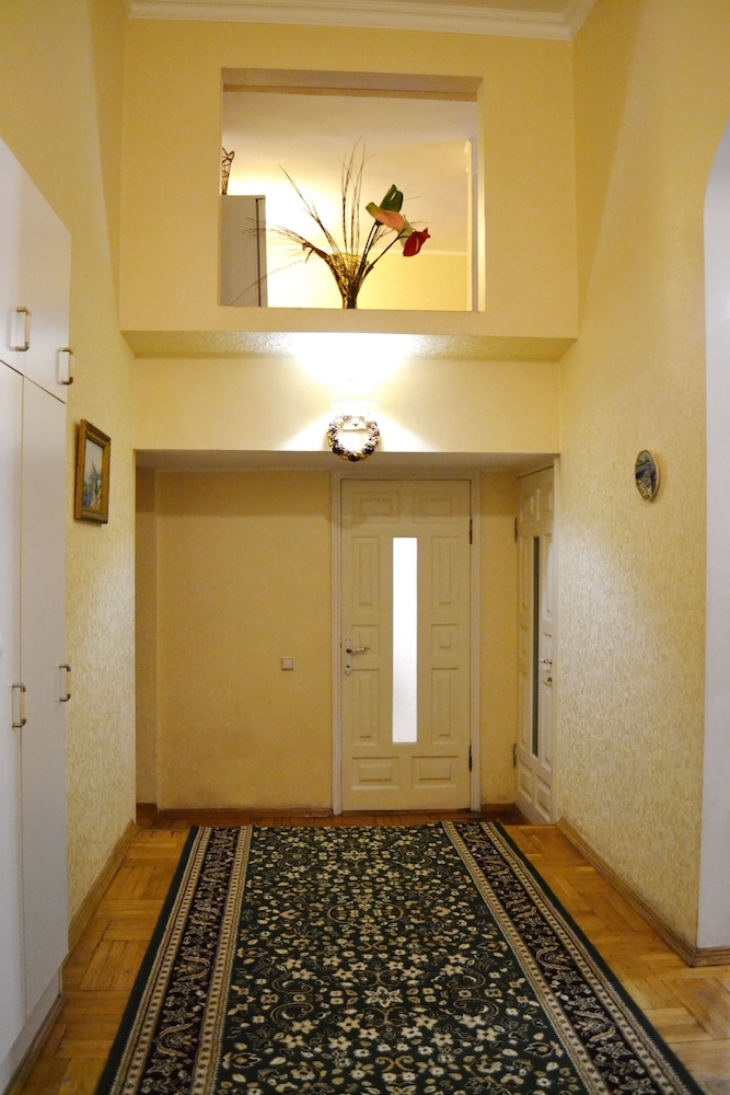 Kiev Accommodation Hotel Service