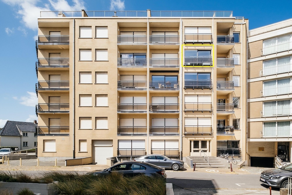Sunny Stay for Four in Koksijde
