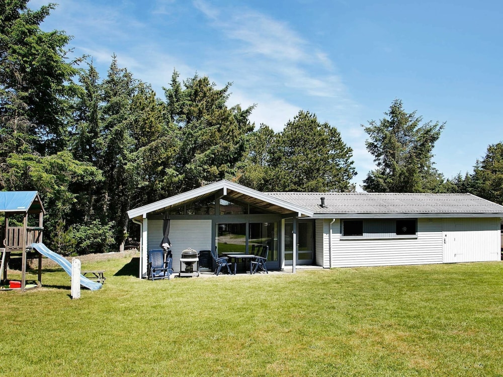 6 Person Holiday Home in Lokken-by Traum