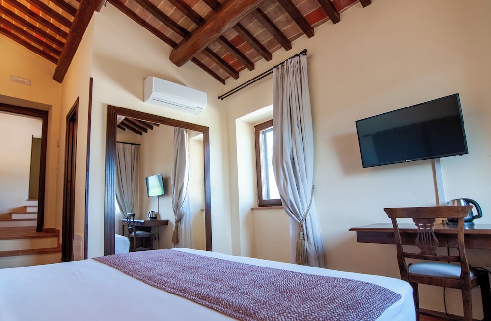 Borgo Sant'Apollinare Resort