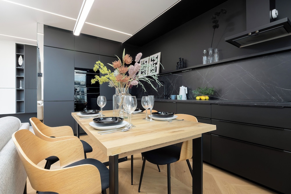 Apartment With A/C by Renters Prestige