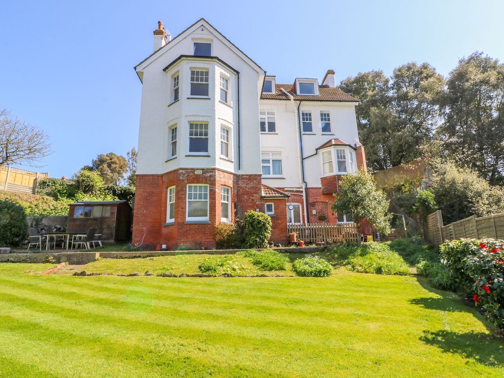 Folkestone Vacations - 4 Greenhills - Property Image 1