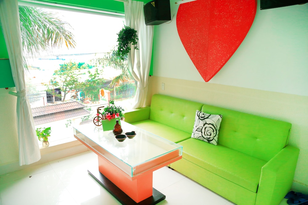 Hoai Huong Homestay