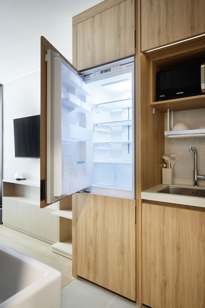 HOMES Stay MyeongDong 73