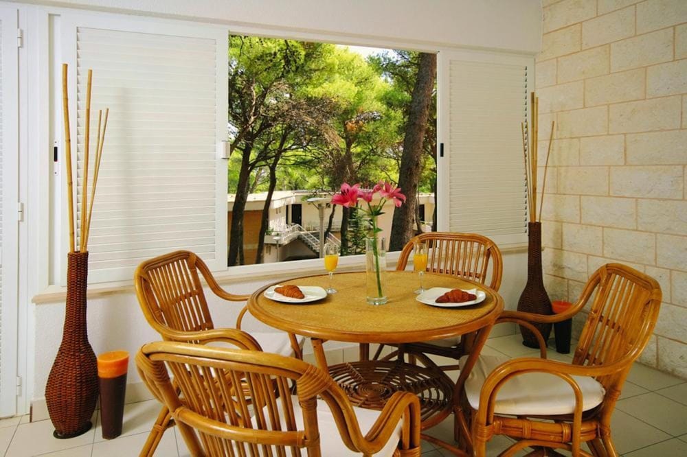 Beautiful Apartments in Jelsa, With Pool