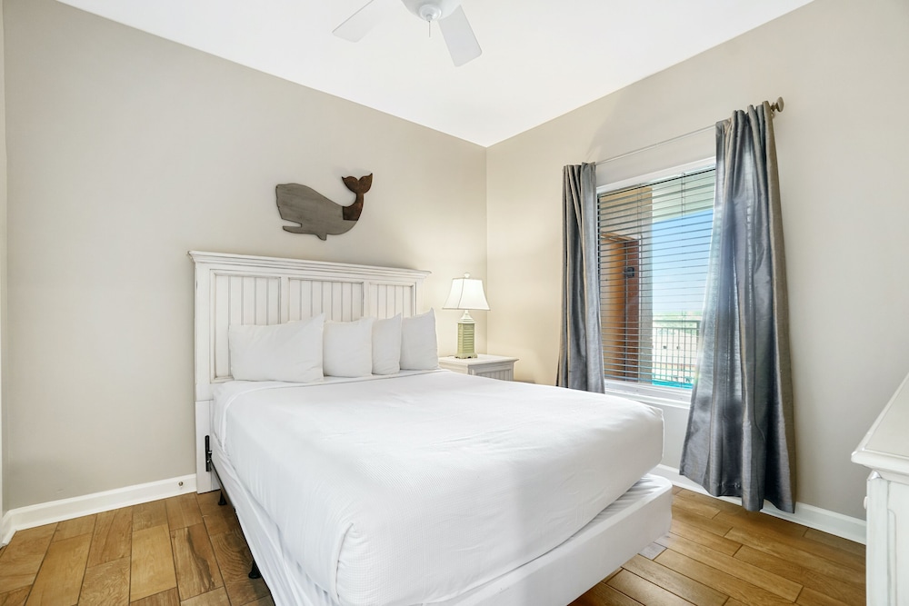 Splash Beach Resort by Panhandle Getaways