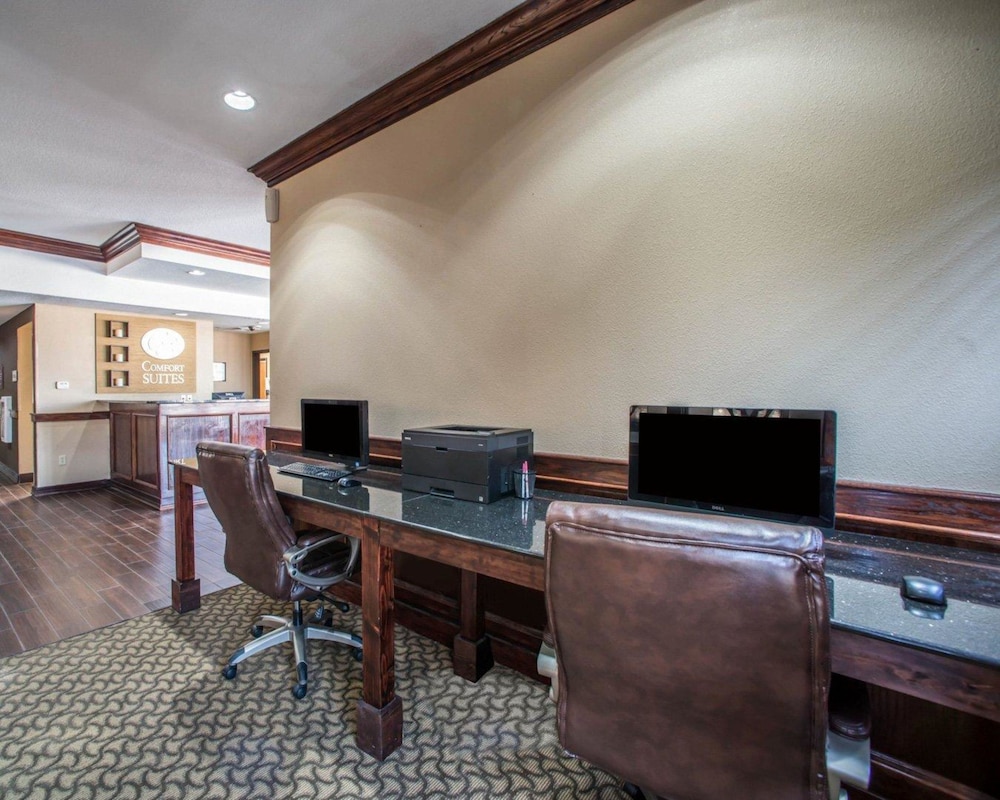 Columbia Vacations - Comfort Suites Columbia - University Area - Property Image 13