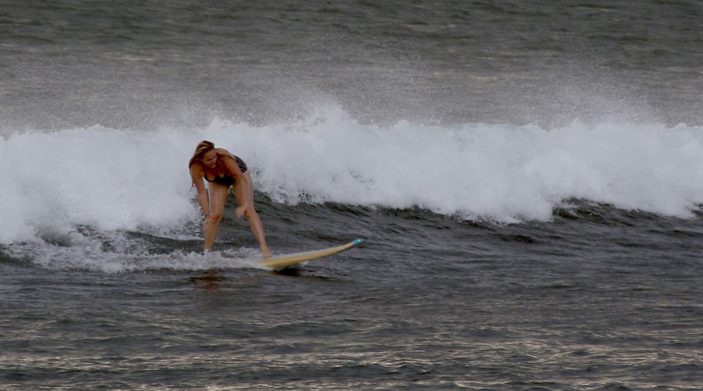 Casa Sirena Surf Lodge