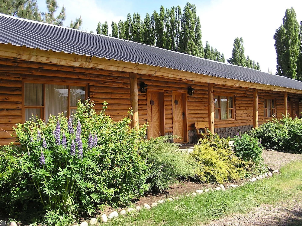 Rio Dorado Lodge