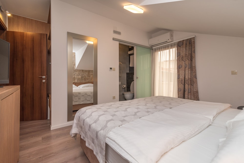 Villa Lucica Trogir