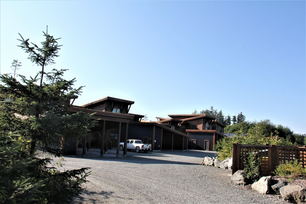 Pacific Rim Retreat - Image 5