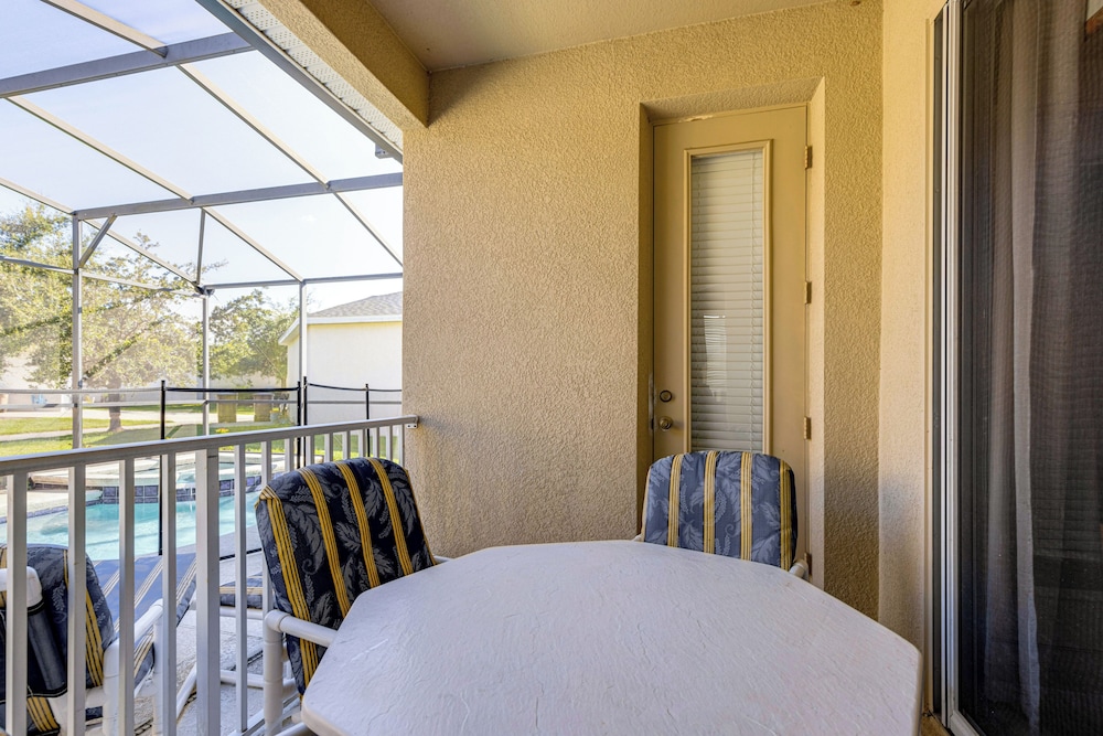 Resort Retreat w/ Outdoor Oasis: 13 Mi to Disney!