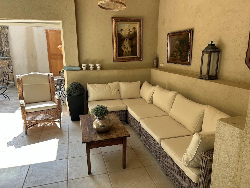 Villa in Provence With Private Pool