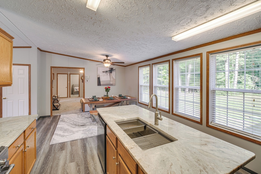 1 Mi to Geneva SP: Family Home w/ Game Room & Yard