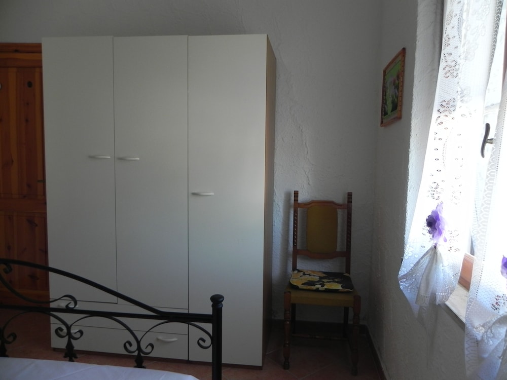 Photo 29