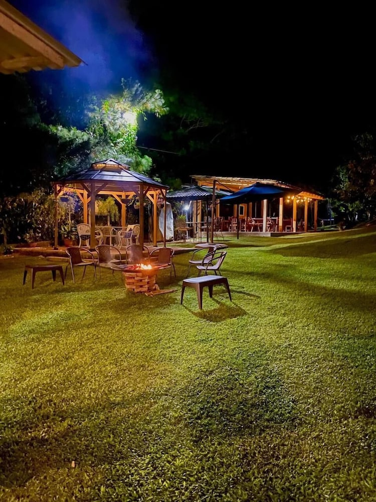 Laguna Lodge El Zarzal