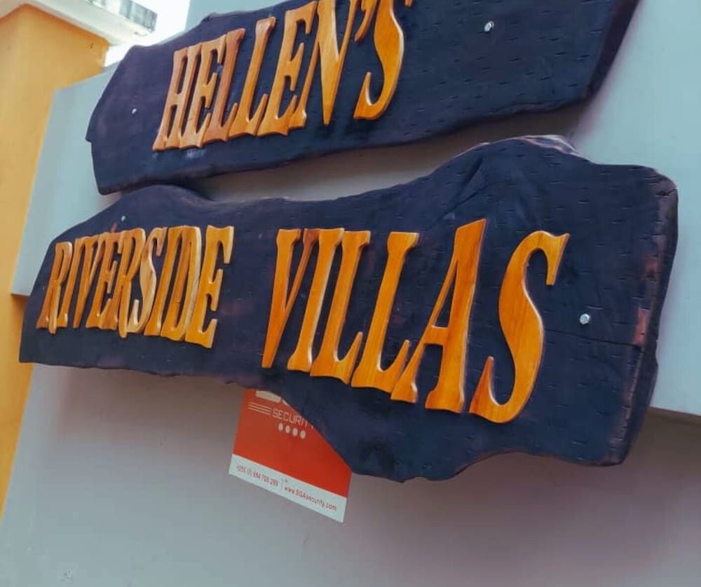 Hellen's Riverside Villas