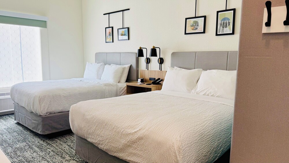 Sleep Inn & Suites