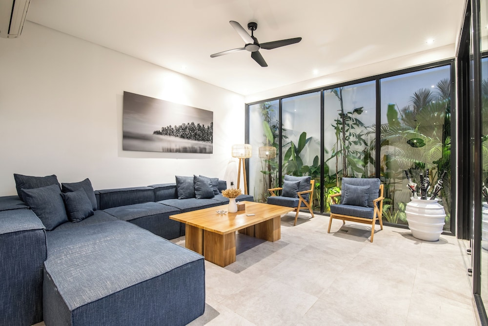 Elegant 5BR Villa Retreat Steps From Canggu Beach