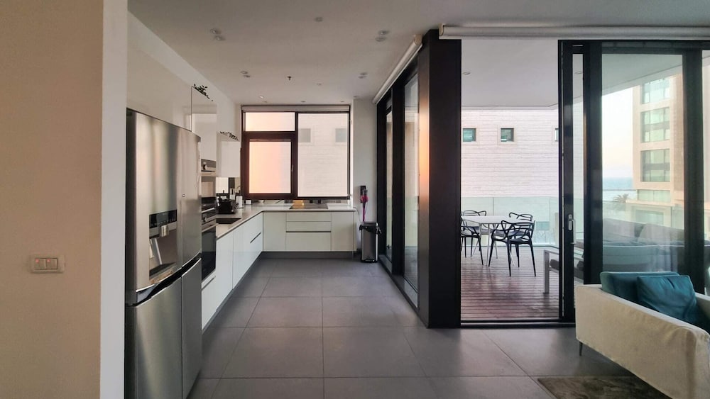 Hayarkon Royal in Tel Aviv-yafo